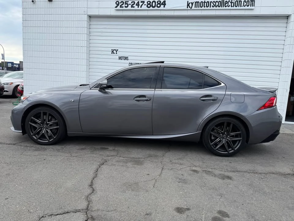 2016 Lexus IS 3rd Gen - Image 4 of 20