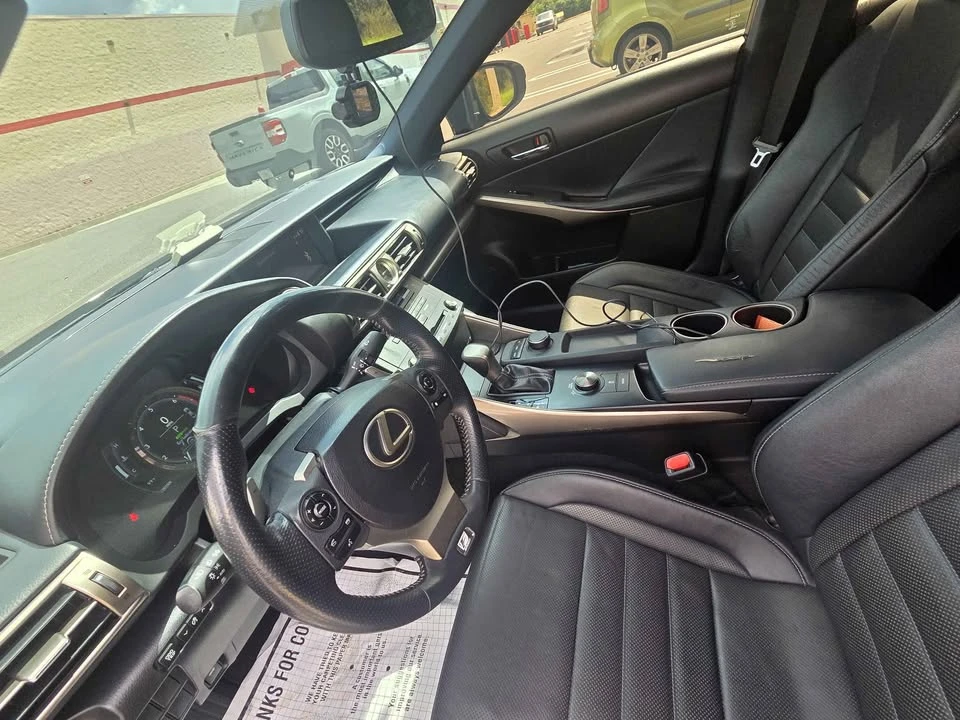 2016 Lexus IS 3rd Gen - Image 12 of 20