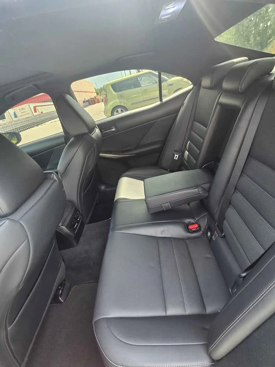 2016 Lexus IS 3rd Gen - Image 16 of 20