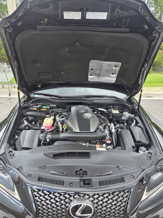 2016 Lexus IS 3rd Gen - Image 11 of 20