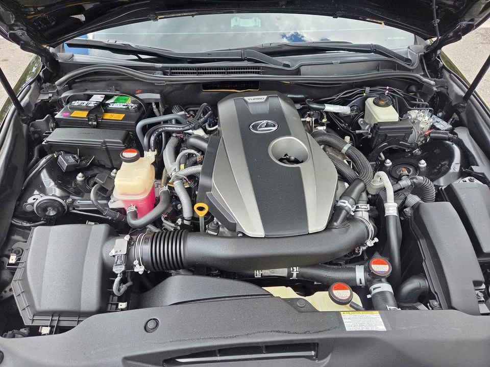 2016 Lexus IS 3rd Gen - Image 10 of 20