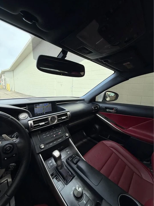 2016 Lexus IS 3rd Gen - Image 18 of 20