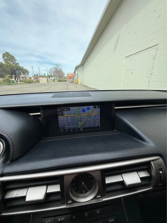 2016 Lexus IS 3rd Gen - Image 19 of 20