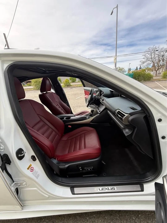 2016 Lexus IS 3rd Gen - Image 12 of 20