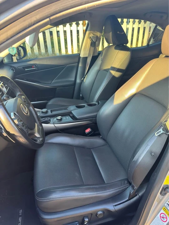 2016 Lexus IS 3rd Gen - Image 16 of 19