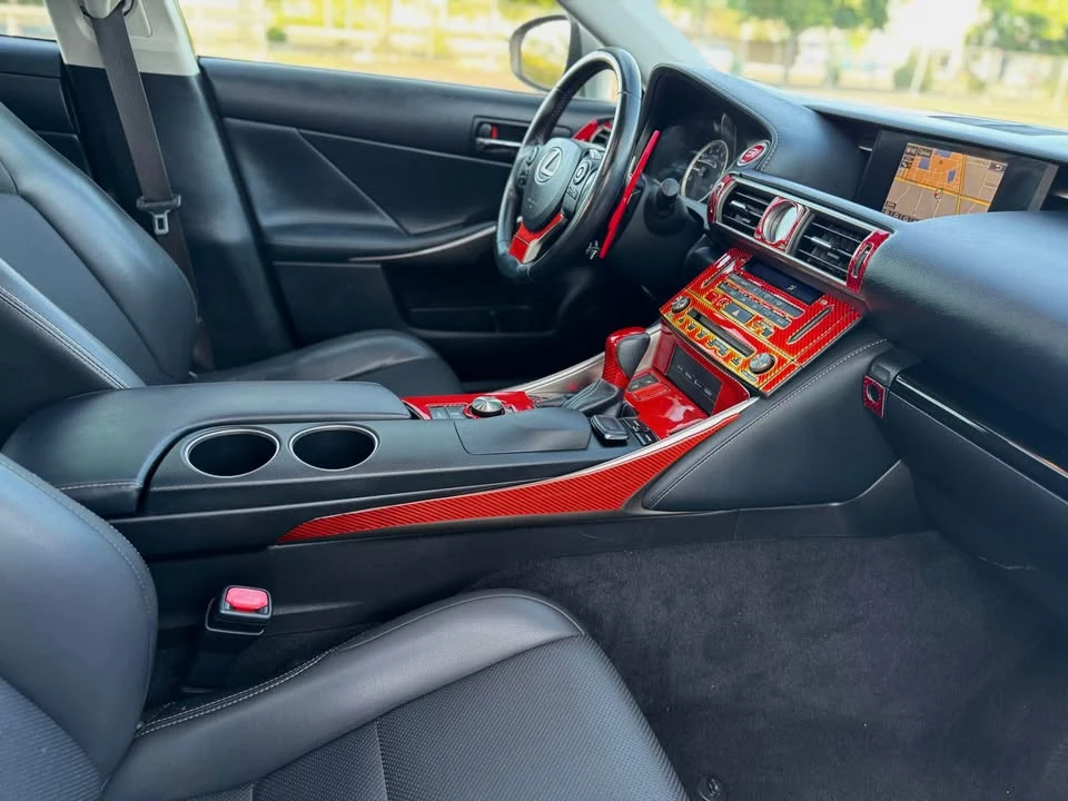 2016 Lexus IS 3rd Gen - Image 16 of 20