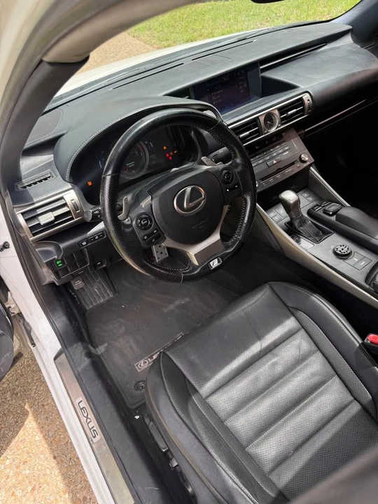 2016 Lexus IS 3rd Gen - Image 6 of 8