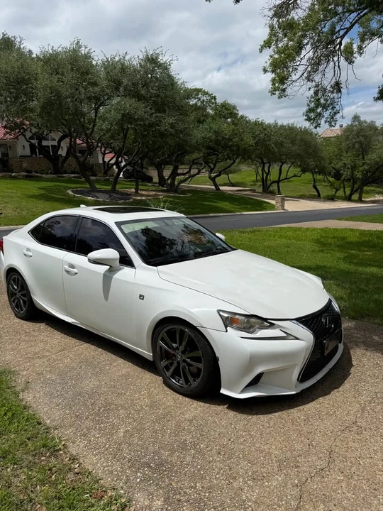 2016 Lexus IS 3rd Gen - Image 7 of 8