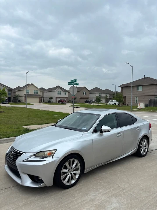 2016 Lexus IS 3rd Gen - Image 2 of 10