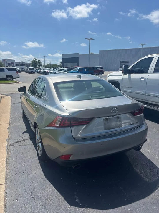 2016 Lexus IS 3rd Gen - Image 8 of 20