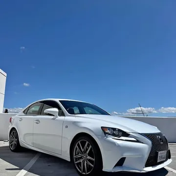 2016 Lexus IS 200t F Sport