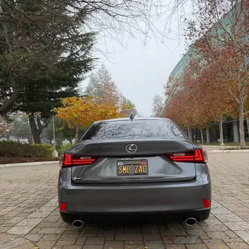 2016 Lexus IS 200t Sedan 4D