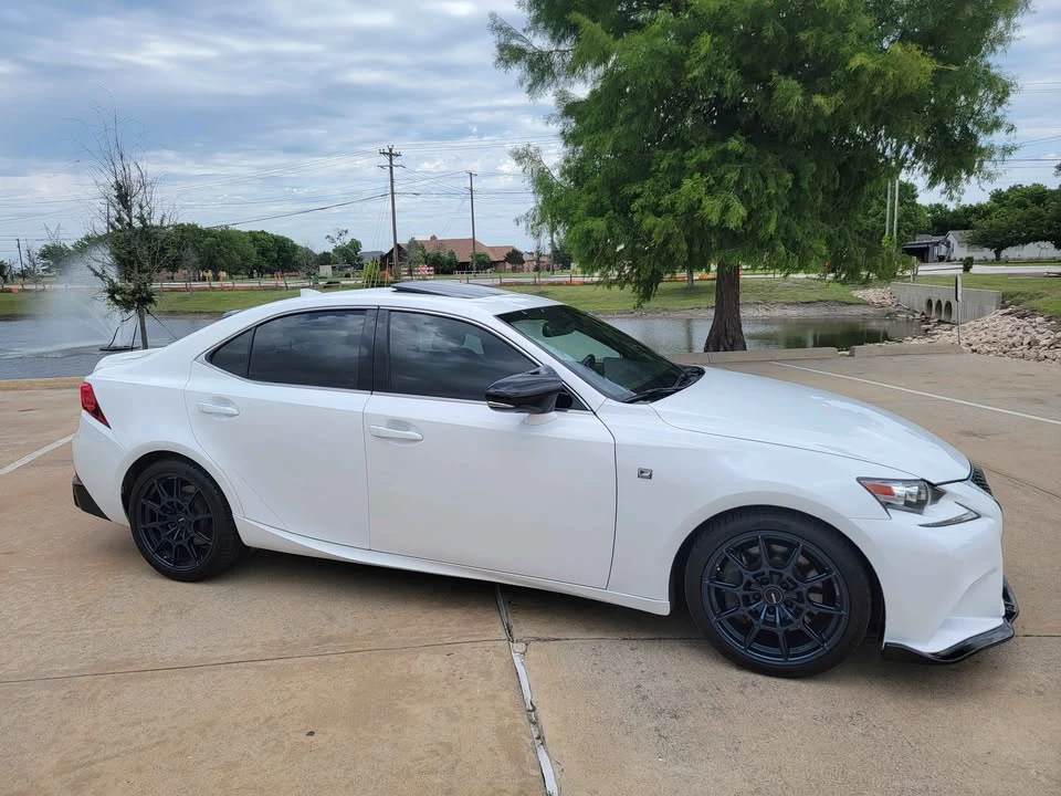 2016 Lexus IS 3rd Gen - Image 6 of 15