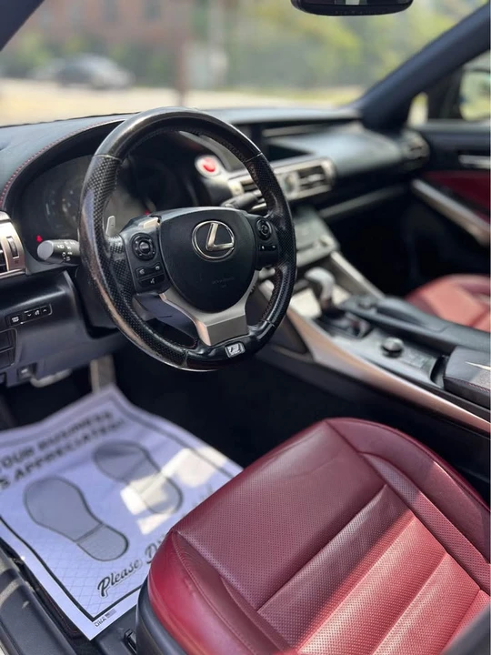 2016 Lexus IS 3rd Gen - Image 11 of 16