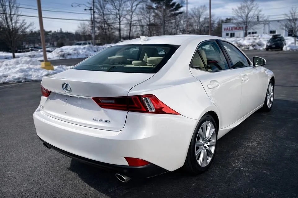 2016 Lexus IS 3rd Gen - Image 6 of 7