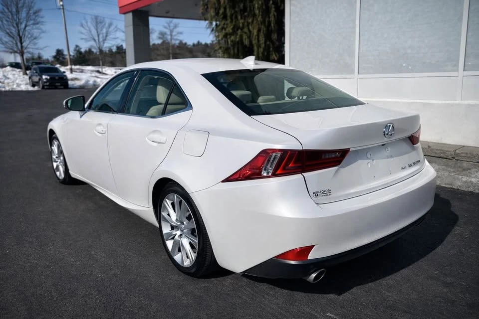2016 Lexus IS 3rd Gen - Image 7 of 7