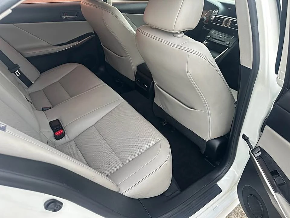 2016 Lexus IS 3rd Gen - Image 7 of 9