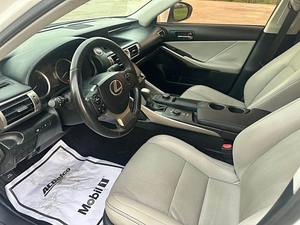2016 Lexus IS 3rd Gen - Image 8 of 9