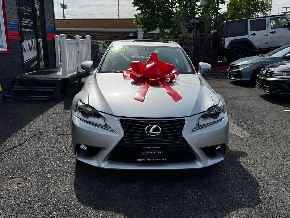 2016 Lexus IS 3rd Gen - Image 8 of 19