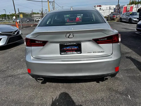 2016 Lexus IS 300