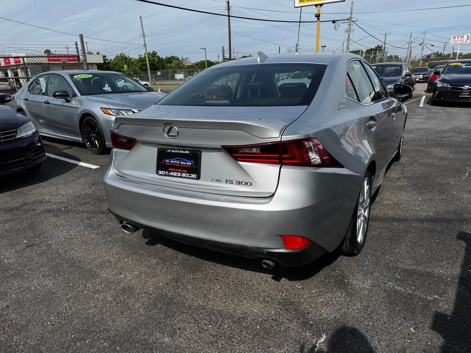 2016 Lexus IS 3rd Gen - Image 9 of 19