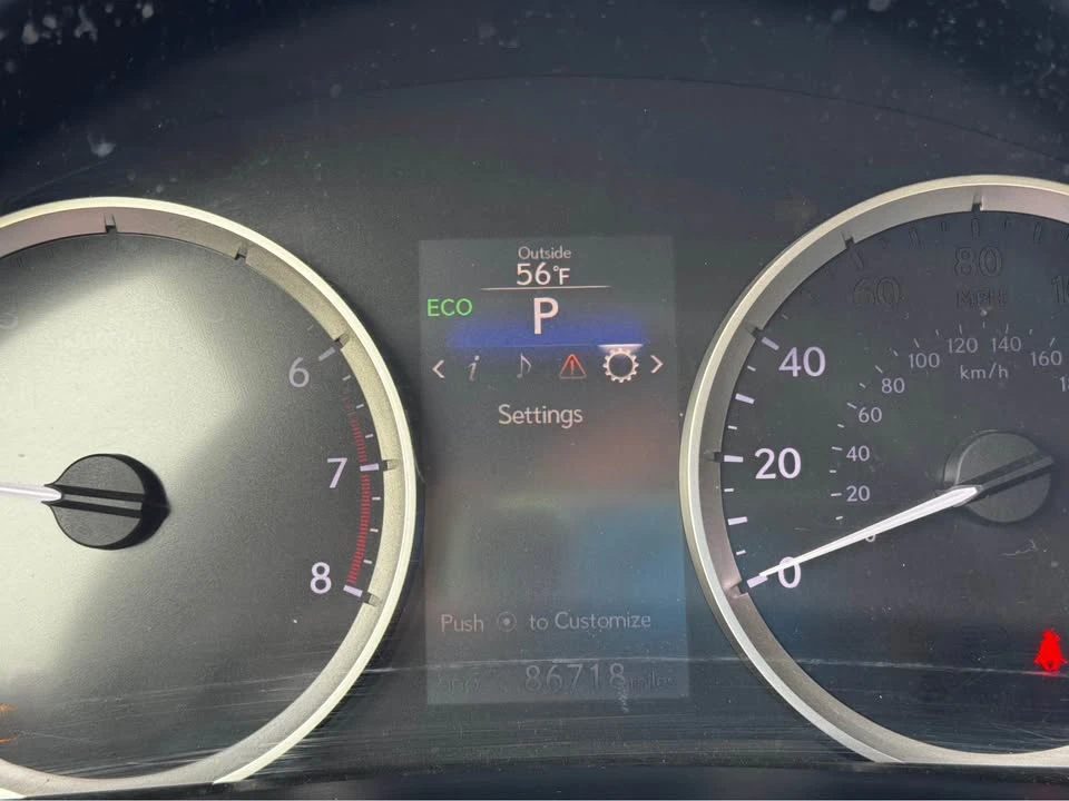 2016 Lexus IS 3rd Gen - Image 15 of 19