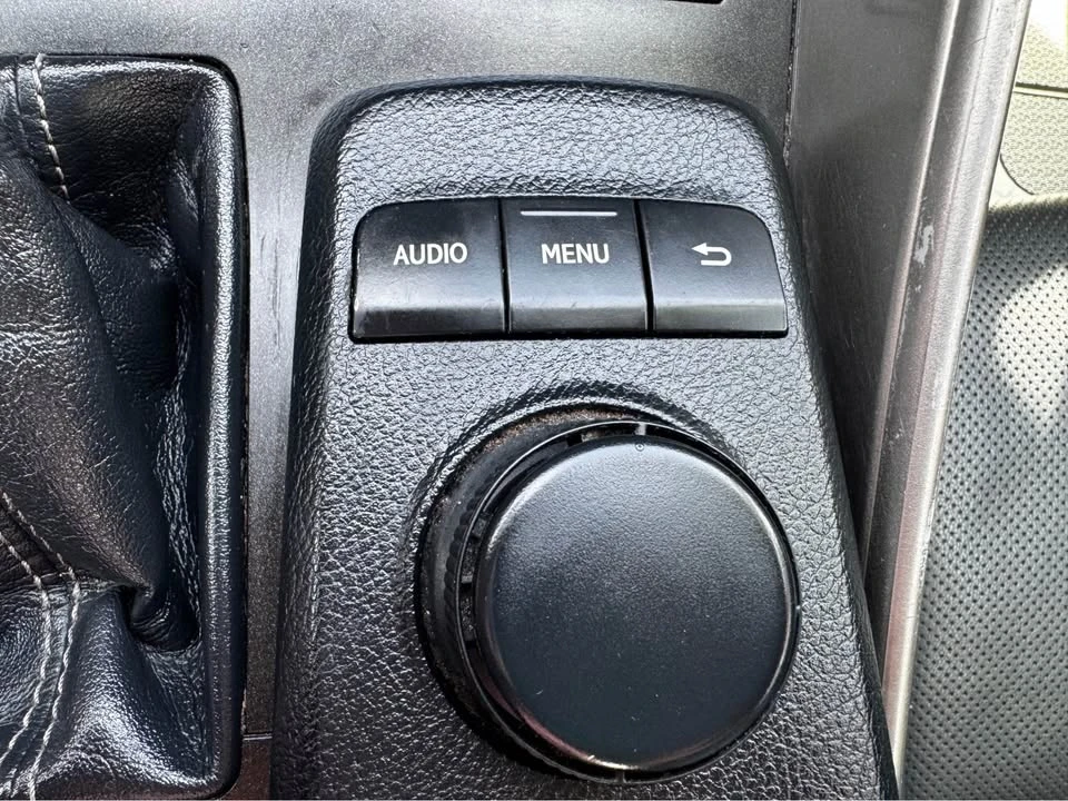 2016 Lexus IS 3rd Gen - Image 16 of 19