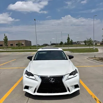 2016 Lexus IS 300 Sedan 4D