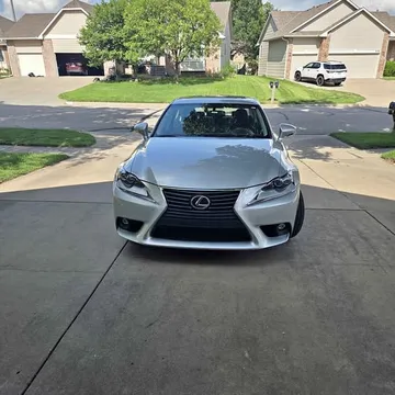 2016 Lexus IS 300 Sedan