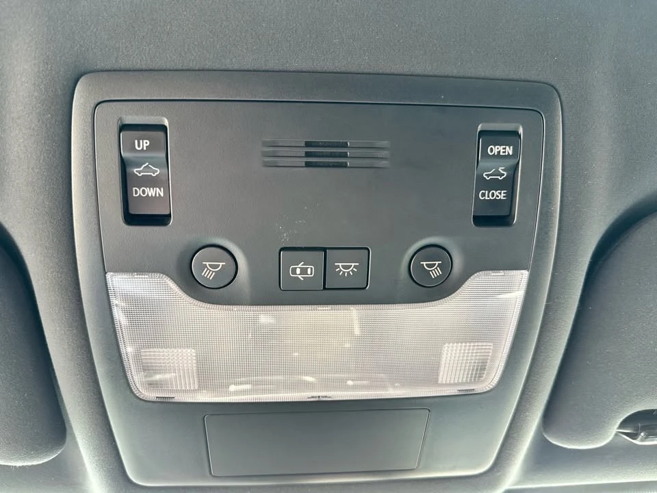 2016 Lexus IS 3rd Gen - Image 16 of 19