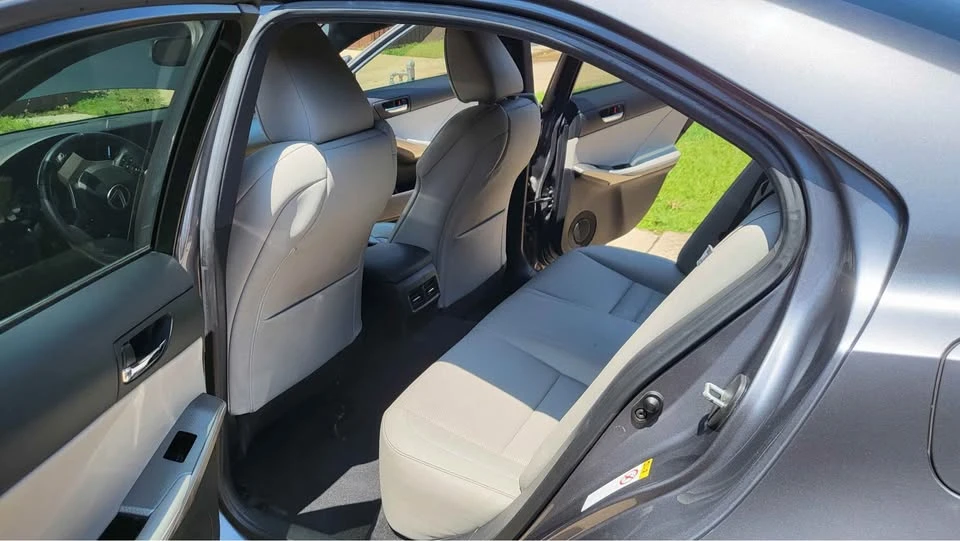 2016 Lexus IS 3rd Gen - Image 7 of 8