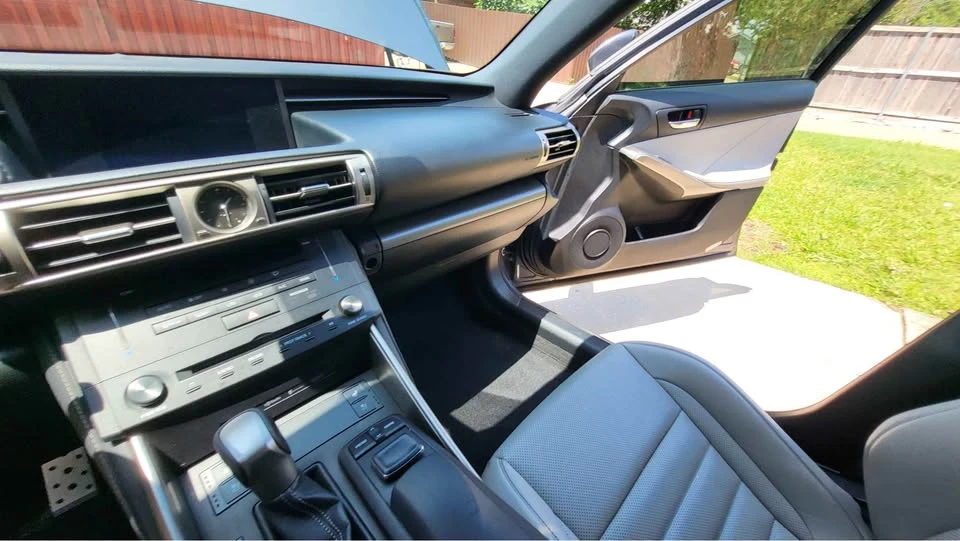 2016 Lexus IS 3rd Gen - Image 6 of 8