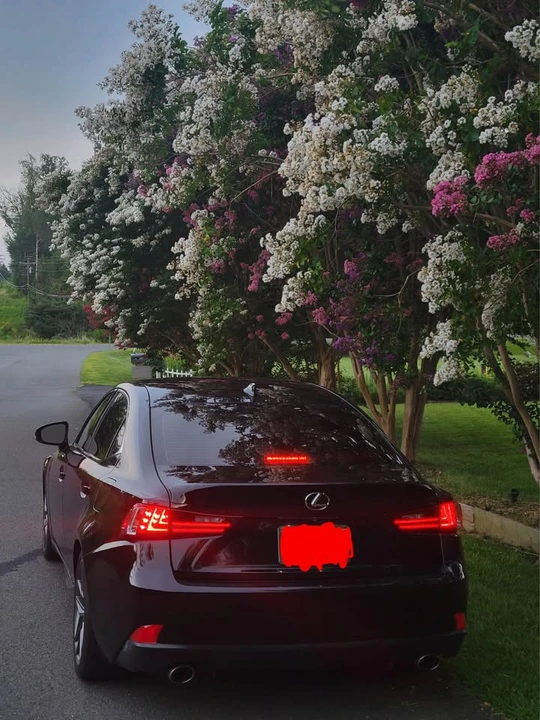 2016 Lexus IS 3rd Gen - Image 4 of 6