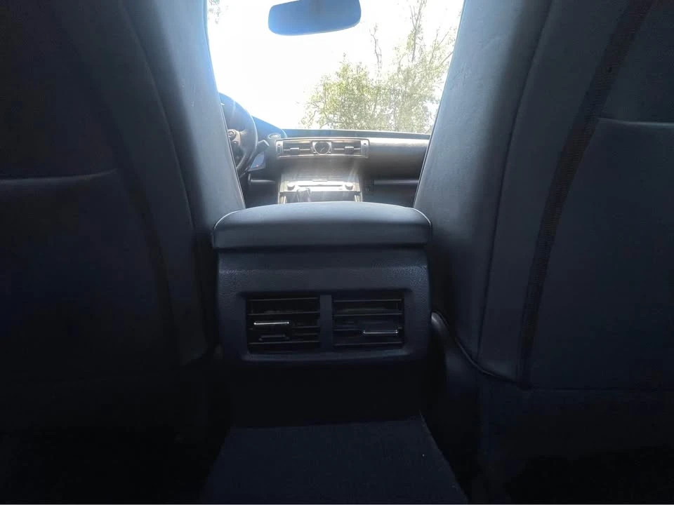 2016 Lexus IS 3rd Gen - Image 16 of 20