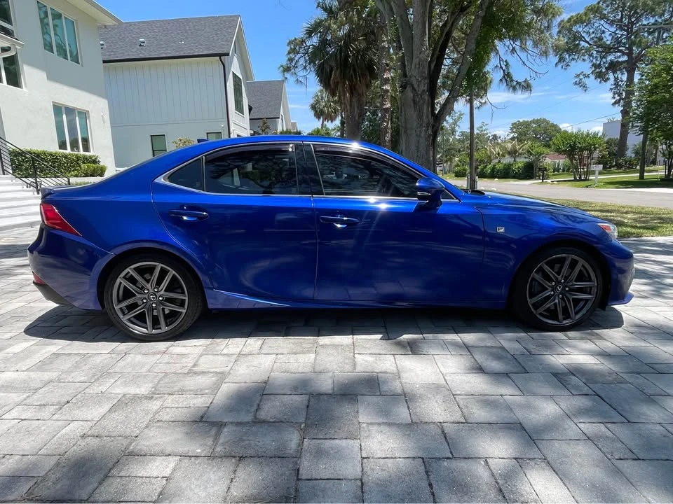 2016 Lexus IS 3rd Gen - Image 4 of 20