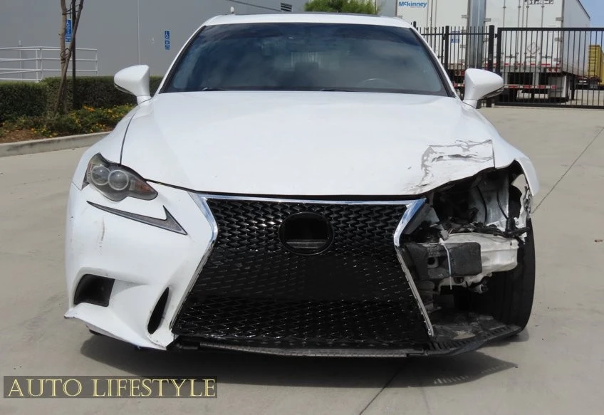 2016 Lexus IS 3rd Gen - Image 11 of 31
