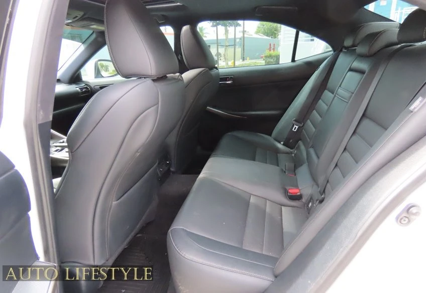 2016 Lexus IS 3rd Gen - Image 31 of 31