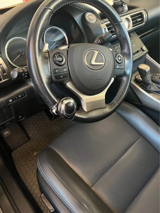 2016 Lexus IS 3rd Gen - Image 3 of 8