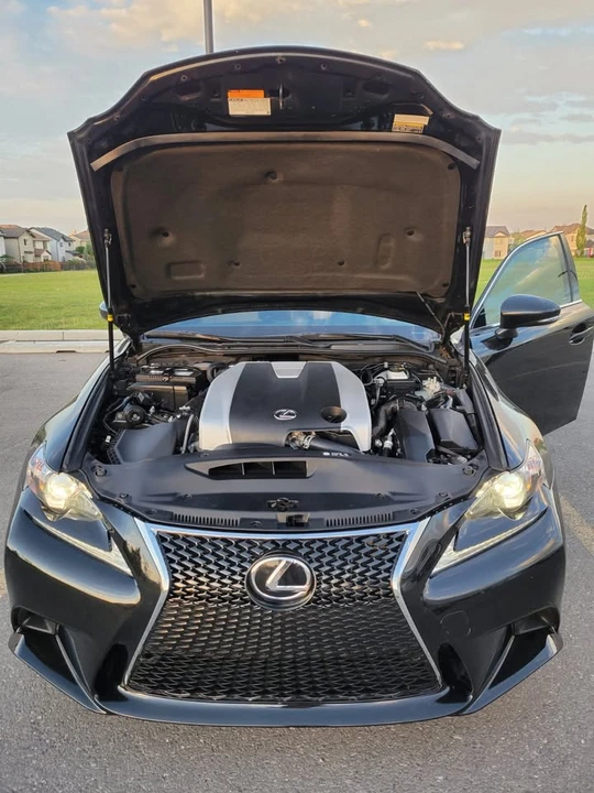 2016 Lexus IS 3rd Gen - Image 9 of 11