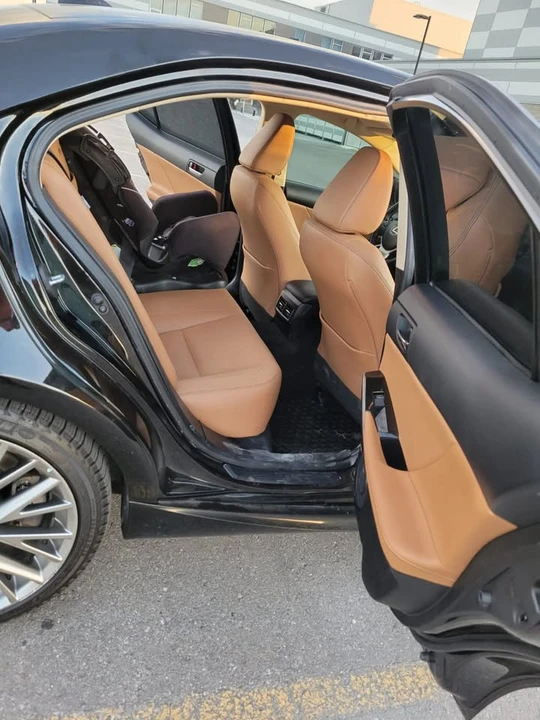 2016 Lexus IS 3rd Gen - Image 4 of 11