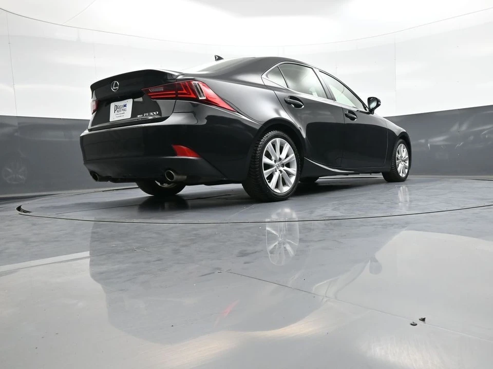 2016 Lexus IS 3rd Gen - Image 31 of 31