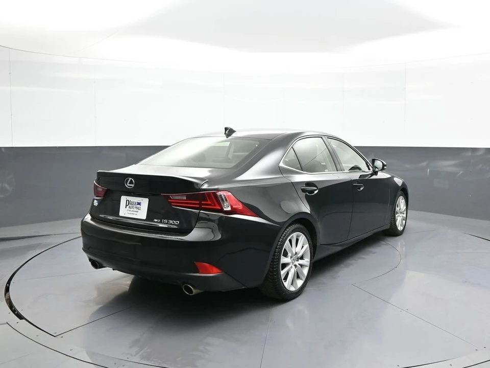 2016 Lexus IS 3rd Gen - Image 6 of 31