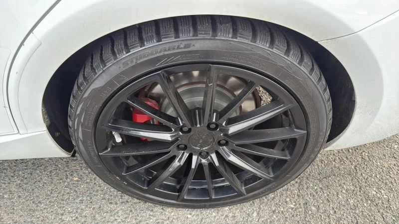 2016 Lexus IS 3rd Gen - Image 9 of 12