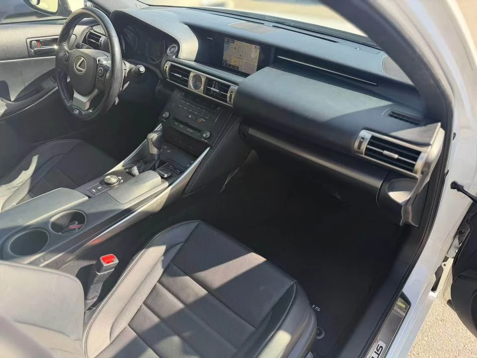 2016 Lexus IS 3rd Gen - Image 15 of 16