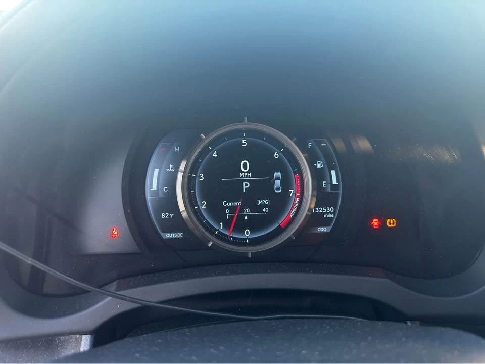 2016 Lexus IS 3rd Gen - Image 7 of 9