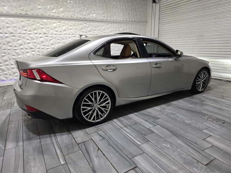 2016 Lexus IS 3rd Gen - Image 17 of 21