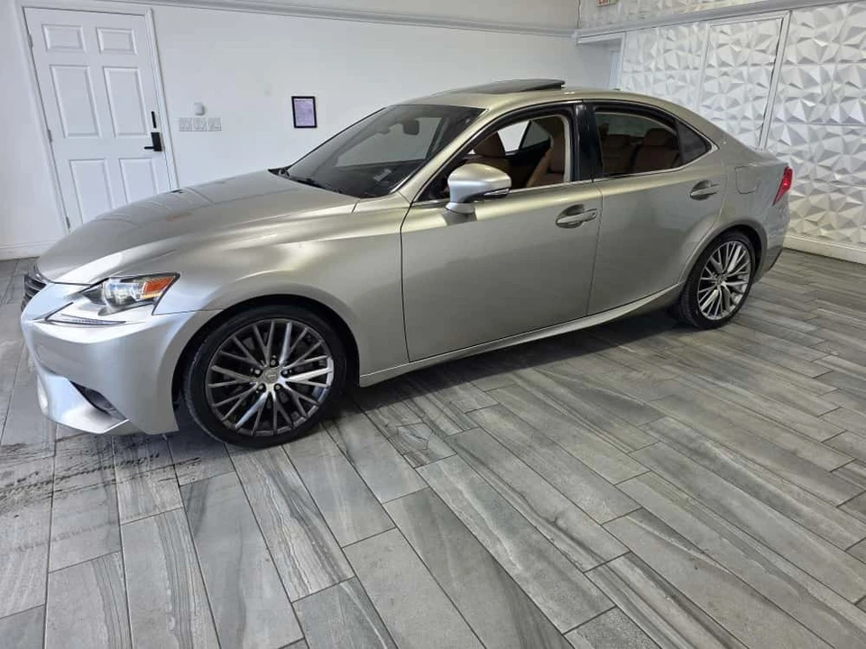 2016 Lexus IS 3rd Gen - Image 10 of 21