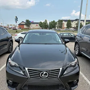 2016 Lexus IS300