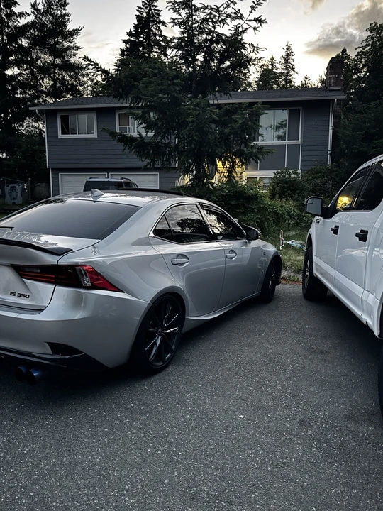2016 Lexus IS 3rd Gen - Image 5 of 10