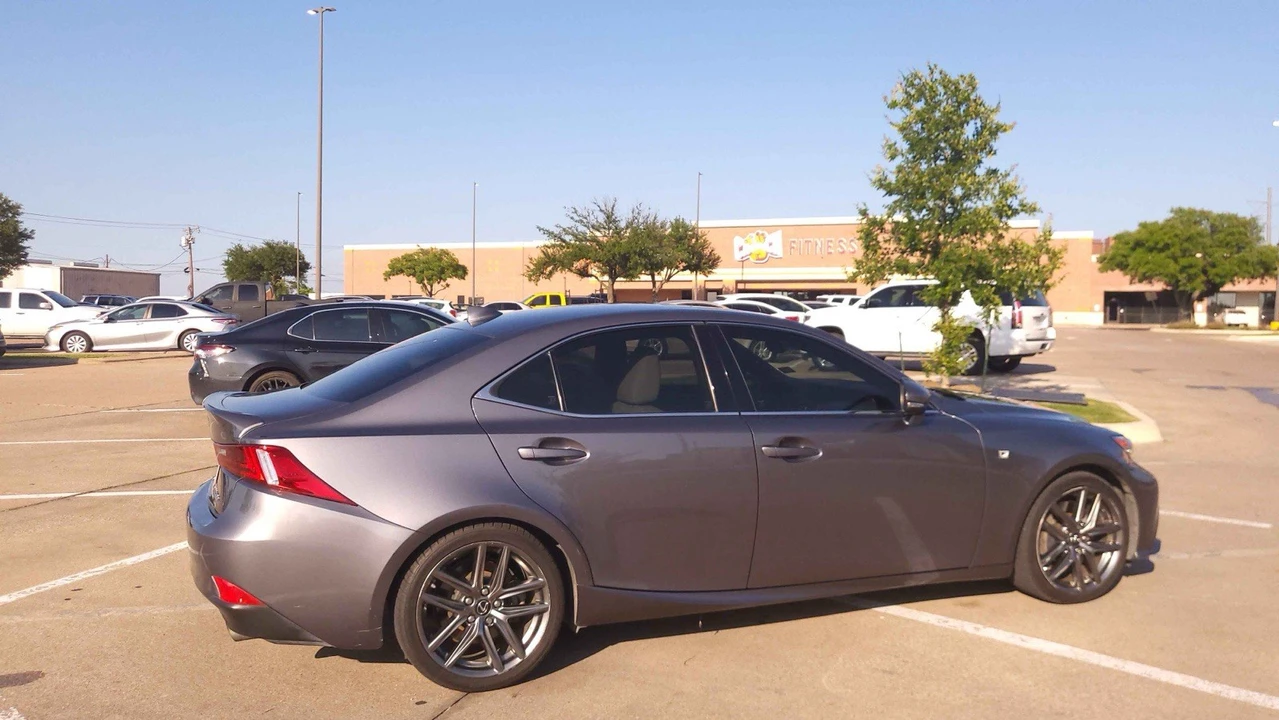 2016 Lexus IS 3rd Gen - Image 4 of 16